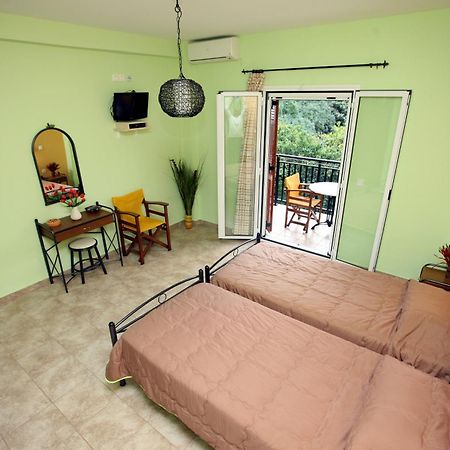 Aspa'S Apartments Дасия Екстериор снимка